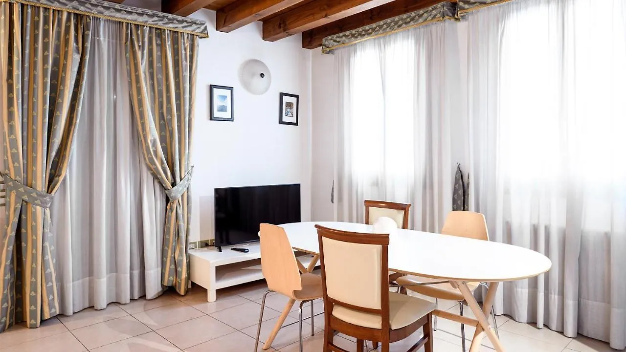 Casanova Fourrooms Venice Guest house